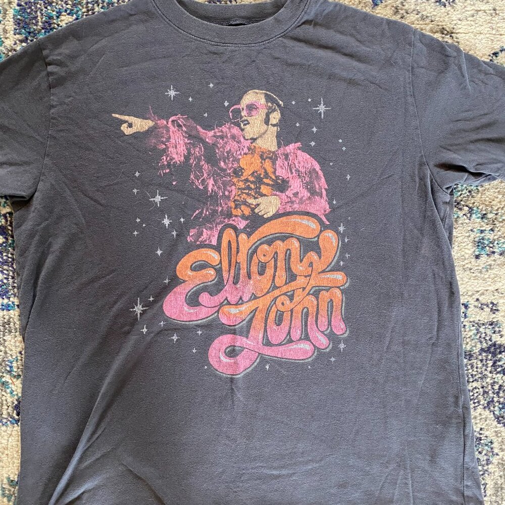 Abercrombie Oversized Boyfriend Elton John Graphic Tee, size small